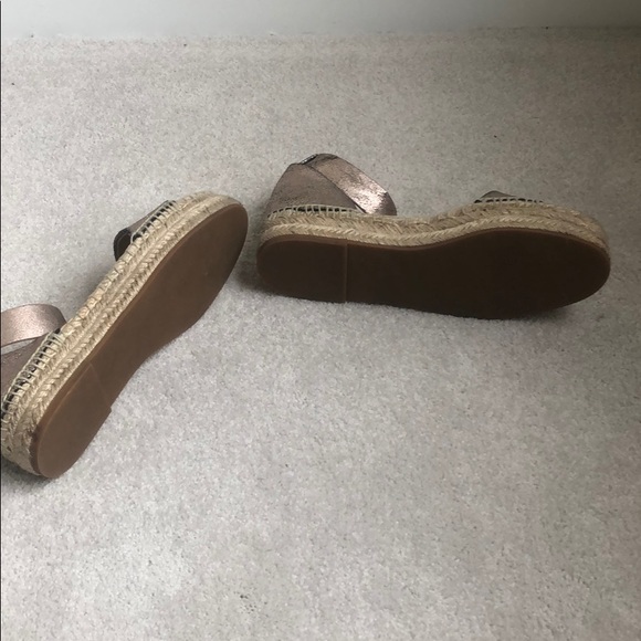 Splendid espadrilles crackle Velcro sandals - Picture 3 of 6